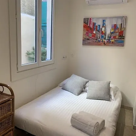 C098- - Suquet Bel - Grande Terrasse Appartement Cannes
